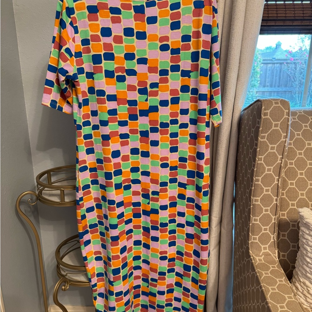 🟣 LuLaRoe Multicolor Abstract Pattern Top - Picture 3 of 6